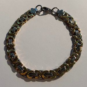 Stainless steel "gucci" link bracelet in gold